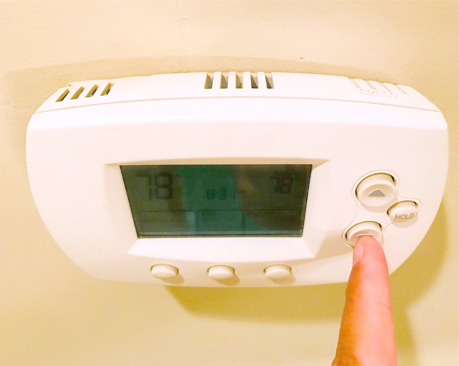 Awarie czujników temperatury w systemach HVAC – metody wykrywania i naprawy