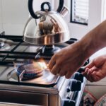 Jak naprawić zablokowany zawór gazu w kuchence? Bezpieczne odblokowanie