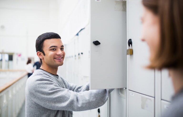 Jak wybrać odpowiedni wyłącznik różnicowoprądowy z ochroną nadprądową dla twojej instalacji