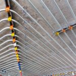 Jak wybrać odpowiednie rury elektroinstalacyjne do każdego projektu budowlanego