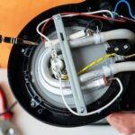 Dlaczego bojler elektryczny wyłącza się podczas pracy? Sprawdzanie zabezpieczeń