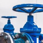 Jak naprawić zablokowany zawór główny przy gazomierzu? Odblokowanie i konserwacja