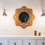 Problem z niedziałającym oświetleniem nad lustrem? Sprawdzanie połączeń elektrycznych