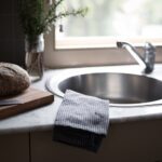 Jak wybrać idealny zlewozmywak dwukomorowy do swojej kuchni